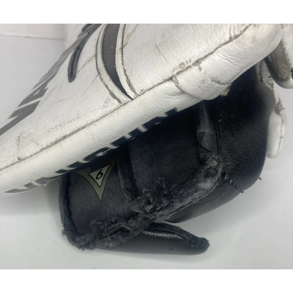Vaughn V6 1000i PRO adult Ice Hockey Goalie Glove & Blocker Set